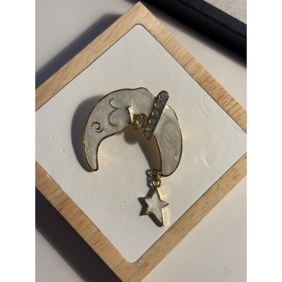 Moon Shaped Gold & White Brooch With Star Charm & Rhinestone Accent - Picture 6 of 6